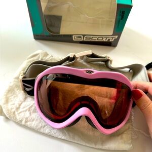 SCOTT girls’ pink ski goggles - never worn